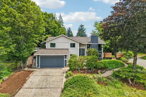 12004 81st Ave NE, Kirkland, WA 98034