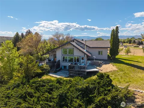 13 Parkway St, Omak, WA 98841