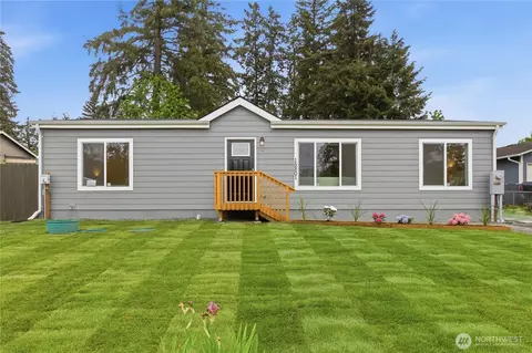 15801 85th Ave E, Puyallup, WA 98375