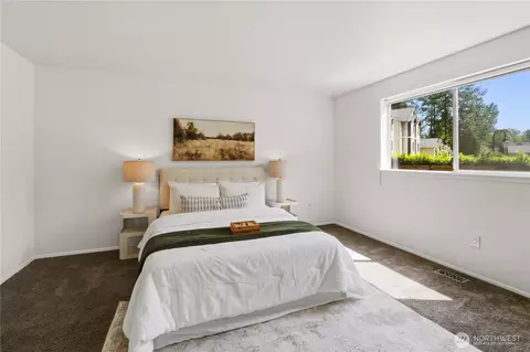Bedroom - 1016 215th St SE, Bothell, WA 98021 photo 2 of 4