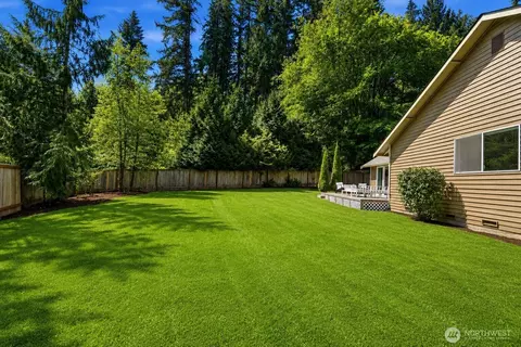 Exterior - 1016 215th St SE, Bothell, WA 98021 photo 6 of 6