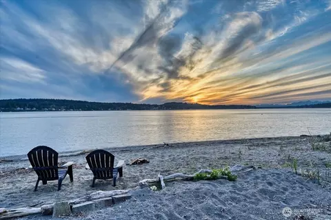 78 Point Fosdick Dr NW, Gig Harbor, WA 98335