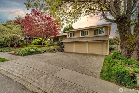 2017 Jones Cir SE, Renton, WA 98055