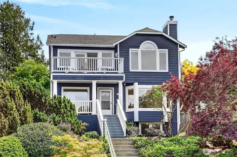6530 44th Ave SW, Seattle, WA 98136