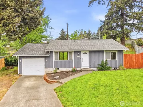 2715 24th Avenue Ct SE, Puyallup, WA 98374