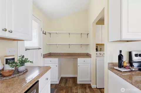 Other - 2224 Chestnut St, Everett, WA 98201 photo 3 of 6