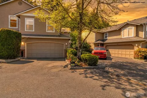 Exterior - 5802 14th Dr W #B, Everett, WA 98203 photo 2 of 6