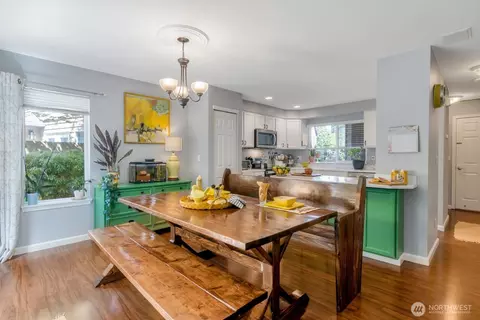 Dining - 5802 14th Dr W #B, Everett, WA 98203 photo 1 of 1
