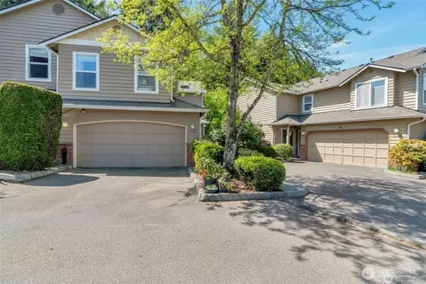 5802 14th Dr W #B, Everett, WA 98203