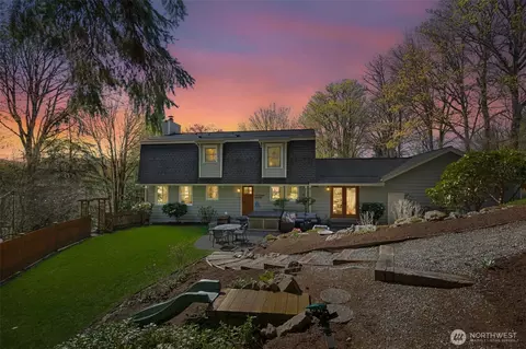 7238 Lakemont Blvd SE, Bellevue, WA 98006