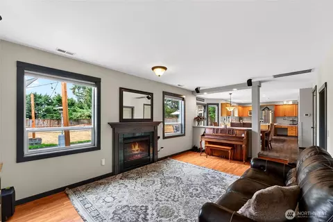 Living - 26818 8th Avenue Ct E, Spanaway, WA 98387 photo 4 of 5