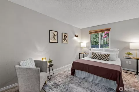 Bedroom - 423 75th St SE #B26, Everett, WA 98203 photo 1 of 7