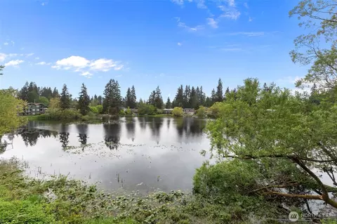 View/Area - 423 75th St SE #B26, Everett, WA 98203 photo 2 of 5