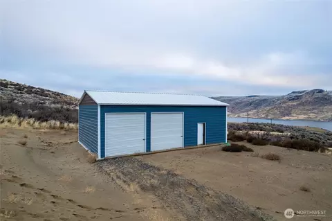 46435 Sunny Hills Ln N, Grand Coulee, WA 99133