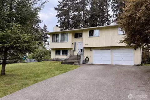 16112 68th Avenue Ct E, Puyallup, WA 98375