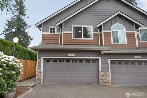 2502 204th Pl SW #B1, Lynnwood, WA 98036