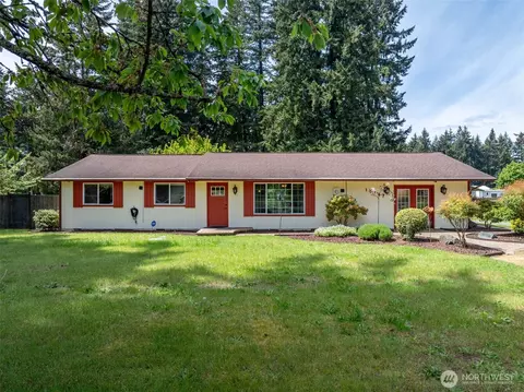 19147 Loganberry St SW, Rochester, WA 98579