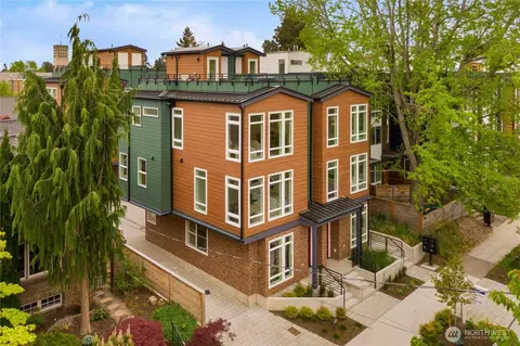 1706 N A N 47th St, Seattle, WA 98103 photo 2