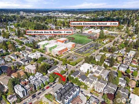 View/Area - 8863 Midvale Ave N #E, Seattle, WA 98103 photo 5 of 7
