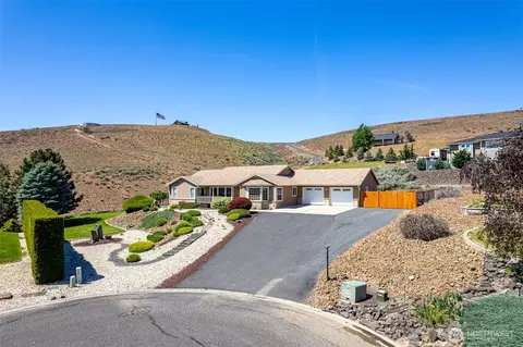 493 Chrisview Ct W, Ephrata, WA 98823
