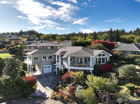 4694 Wrightsman Pl, Clinton, WA 98236