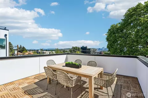 4425 Fremont Ave N #A, Seattle, WA 98103