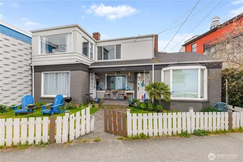 2810 Alki Ave SW, Seattle, WA 98116