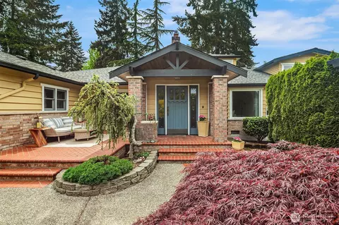 7732 195th St SW, Edmonds, WA 98026