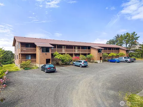 2855 S Forrest St #203, Westport, WA 98595