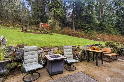 Exterior - 6830 Norma Beach Rd, Edmonds, WA 98026 photo 4 of 10