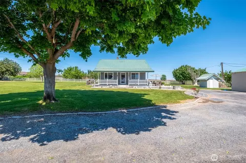 18253 Road B NW, Ephrata, WA 98823