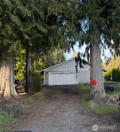 3018 Cedar Ln, Sedro Woolley, WA 98284