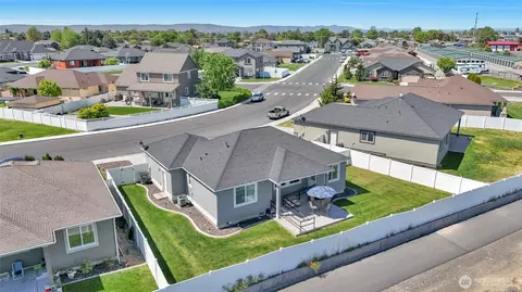View/Area - 1645 E Madera St, Othello, WA 99344 photo 4 of 5