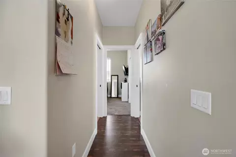 Entry Way - 1645 E Madera St, Othello, WA 99344 photo 3 of 4