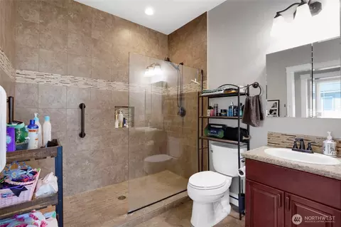 Bath - 1645 E Madera St, Othello, WA 99344 photo 3 of 3