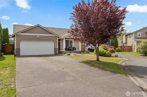 9014 190th St E, Puyallup, WA 98375
