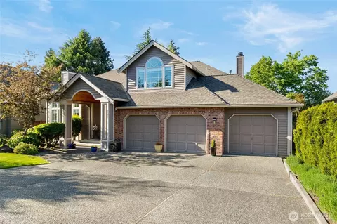 Exterior - 2423 240th St SE, Bothell, WA 98021 photo 2 of 10