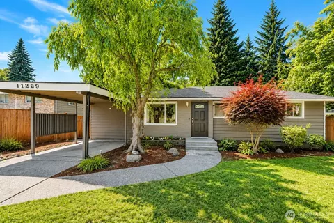 11229 29th Ave SW, Seattle, WA 98146