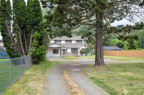 Exterior - 16313 64th St E, Sumner, WA 98390 photo 2 of 7