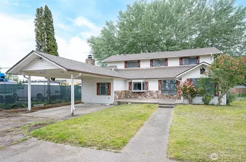 Exterior - 16313 64th St E, Sumner, WA 98390 photo 1 of 7