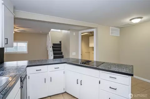Kitchen - 16313 64th St E, Sumner, WA 98390 photo 5 of 5