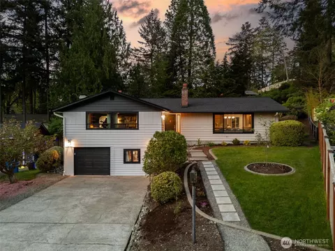 7559 Dowerdell Ln W, Lakewood, WA 98499