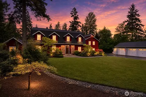 24827 NE 80th St, Redmond, WA 98053
