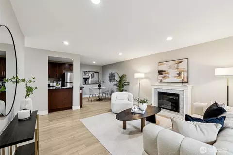 21305 48th Ave W #B110, Mountlake Terrace, WA 98043