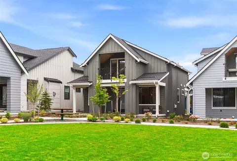 10329 135th Cir NE, Kirkland, WA 98033