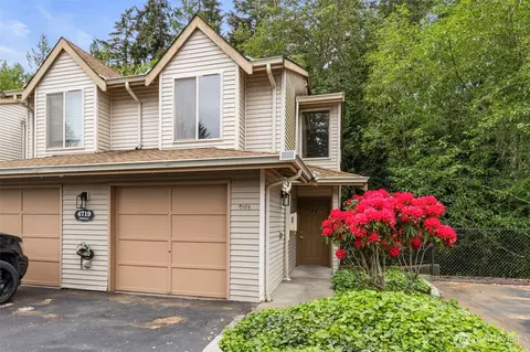 4719 NW Walgren Dr #106, Silverdale, WA 98383