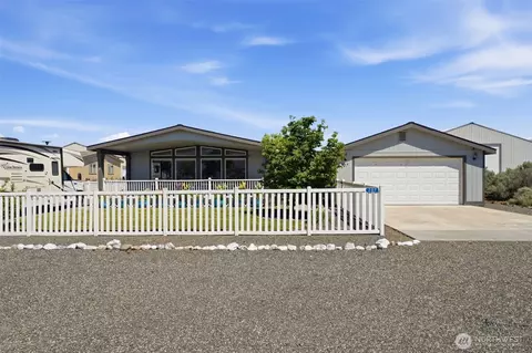 207 SW Airport Way, Mattawa, WA 99349