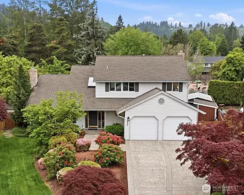 19213 SE 46th Pl, Issaquah, WA 98027