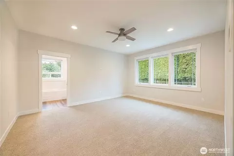 Bedroom - 127 Sunrise View Ave, Sequim, WA 98382 photo 2 of 4