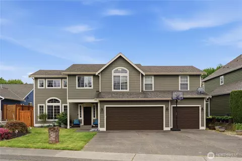 665 Tufts Ave E, Port Orchard, WA 98366